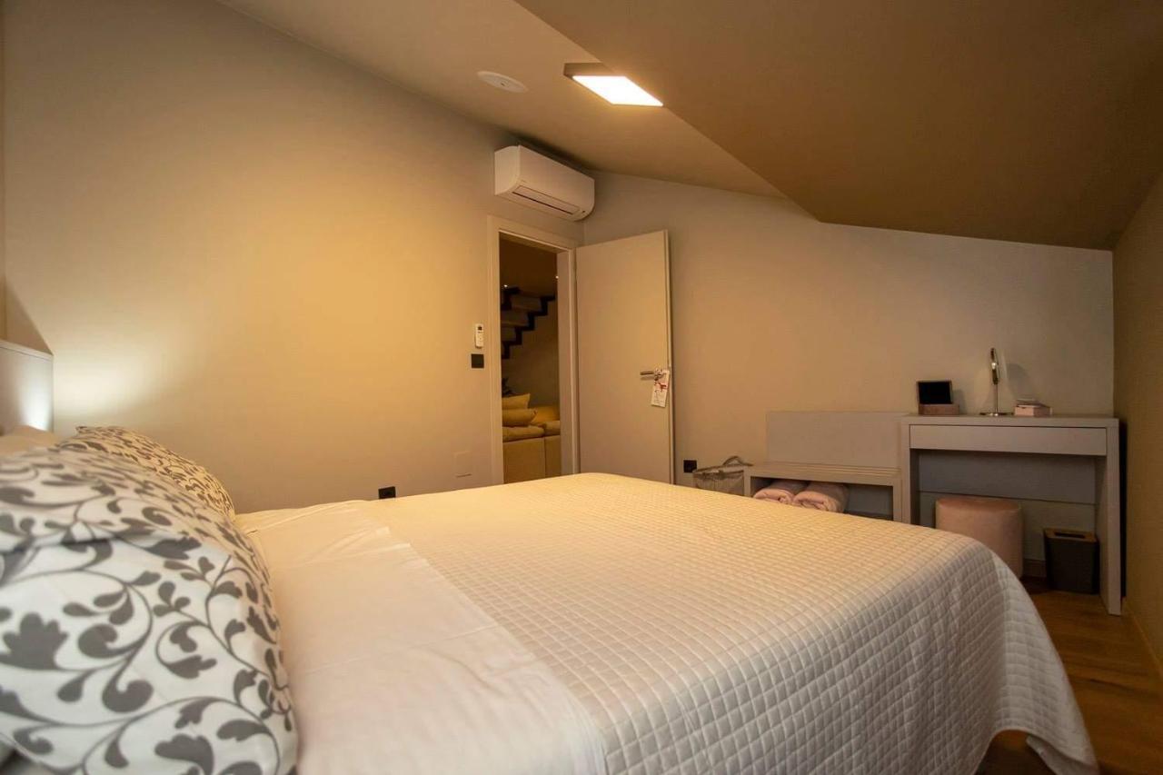 ˇdcˇ Modern Apartment Near The Church Rovinj Bagian luar foto