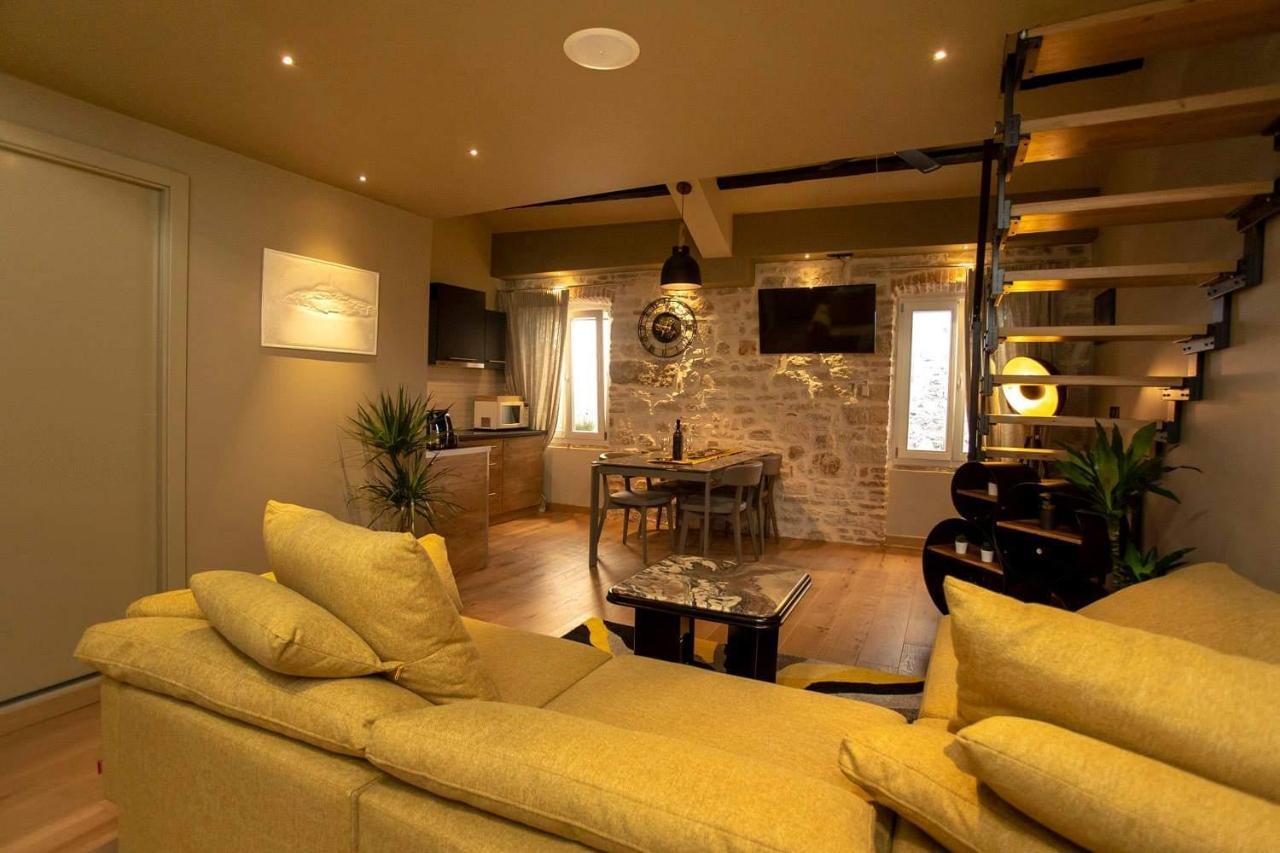 ˇdcˇ Modern Apartment Near The Church Rovinj Bagian luar foto